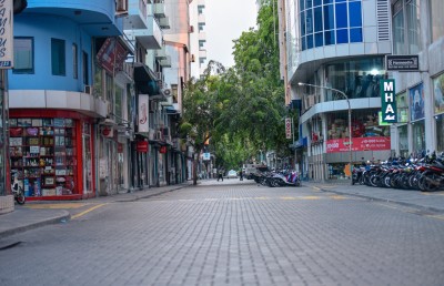 ގެއްލިގެން ހޯދި މީހަކު ގޭގެ ވައިގޮޅި ތެރޭގައި މަރުވެފައި އޮއްވައި ފެނިއްޖެ
