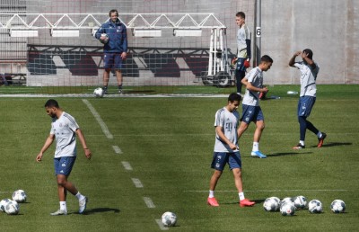 ޖަރުމަނުގެ ބައެއް ކްލަބްތަކުން ތަމްރީންތައް ފަށައިފި