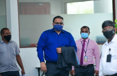 އަދީބު، ތަހުގީގަށް އޭސީސީއަށް ހާޒިރުކޮށްފި