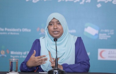 ކޮންޓެކްޓް ޓްރޭސިން: އެކަކު ވެސް ދޫވިޔަ ނުދޭ