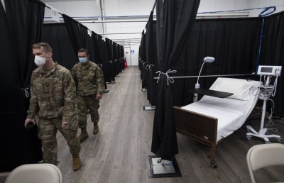 ކޮވިޑް-19: އެމެރިކާއިން އެއް ދުވަހުން 2،000 މަރު، ޕޮޒިޓިވްވި މީހުން ބައި މިލިއަނަށް