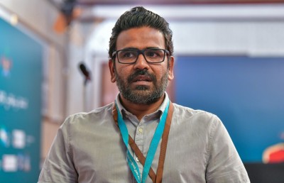 އިޓަލީ ޓޫރިސްޓުގެ ލޮލުން ކަރުނަ: އަމިއްލަ ގައުމުގައި ސަލާމަތް ވުން ދުރު