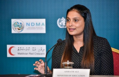 ހުރިހާ ގްރޭޑްތަކަށް "ޓެލިކިލާސް" މެދުވެރިކޮށް ކިޔަވައިދޭން ފަށަނީ