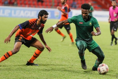 މާޒިޔާ ބަލިކޮށް، އީގަލްސް ދެވަނައަށް
