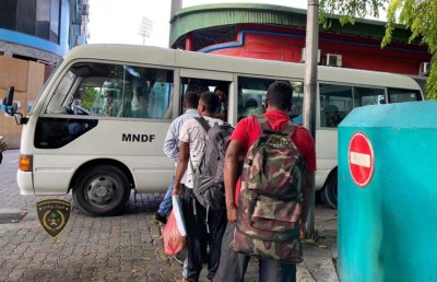 ތޮއްޖެހިގެން އުޅޭ ބިދޭސީން އެކި ތަންތަނަށް ބަދަލުކުރަން ފަށައިފި