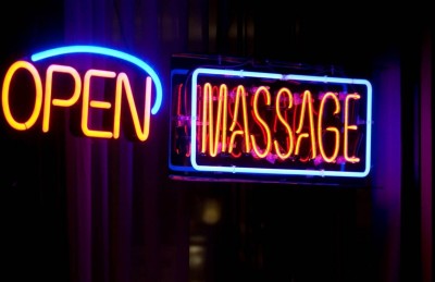 ހަށިވިއްކުން މަސާޖް ޕާލާތަކުން ލަގްޒަރީ އެޕާޓްމަންޓަށް