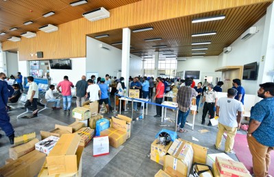 ބޭރަށް ފޮނުވި ގިނަ ކެއާ ޕެކޭޗްތައް ހަވާލުކޮށްފި