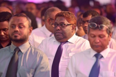 ސުޕްރީމް ކޯޓުގެ ފޯނުން އަލީ ހަމީދު ދަރިންނަށް ފައިސާ ފޮނުވި: ދައުލަތް