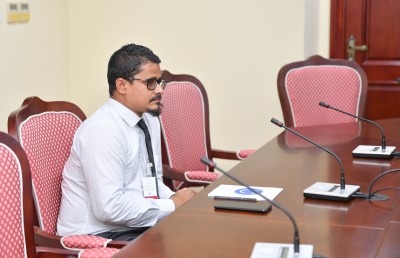 ޕީއެސްއެމްގެ 100 މިލިއަންގެ ހިޔާނާތުގެ އަޑީގައި ދެ ސަރުކާރުން ވެސް އޮޅުވާލުންތައް!
