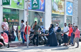 ދިވެހިން ބަހެއް ނޭހި!