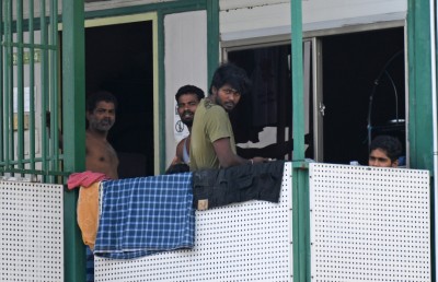 ކޮވިޑް-19: ސިންގަޕޫރުގައި ރެކޯޑް އަދަދަކަށް ޕޮޒިޓިވް، މާސްކް ނާޅާ ނަމަ 200 ޑޮލަރުން ޖޫރިމަނާ