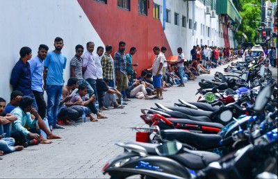 ބިދޭސީން ދިރިއުޅޭ ތަންތަނަށް ހަރުކަށި މިންގަނޑެއް ކަނޑައަޅައި އާންމުކޮށްފި