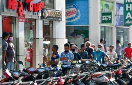 ދިވެހިން ބަހެއް ނޭހި!