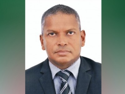 އިކޮނޮމިކް މިނިސްޓްރީގެ ޕީއެސްގެ މަގާމަށް ކުރިންވެސް އެ މަގާމުގައި ހުންނެވި ރިޒާ