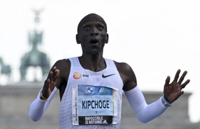 ބާލިން މެރެތަންގައި ކިޕްޖޯގޭ ދުނިޔޭގެ ރެކޯޑް މުގުރާލައިފި