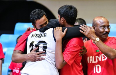 އުފާވެރިކަމުގެ ކަރުނައާއެކު ޝިއުރާ އަށް ވާހަކަ ވެސް ނުދެއްކުނު