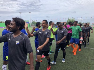 ސިފައިން އަތުން ވެސް ބަލިވެ، ޕޮލިސް ކްލަބަށް ފުރުސަތު ހަނިވެއްޖެ