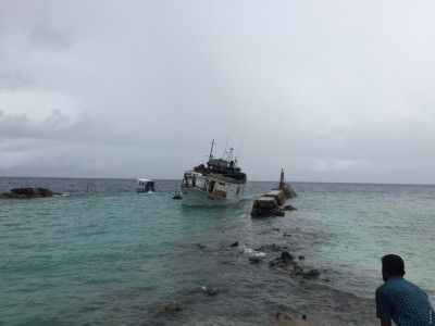 އެގާރަ މީހުންނާ އެކު ދަތުރުކުރި ބޯޓެއް ތ. ގުރައިދޫ ނެރުމައްޗަށް އަރައިފި