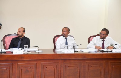ޔޯގާ ހަރަކާތުގައި ބަޔަކު ހަމަނުޖެހުމެއް ހިންގަފާނެ ކަމަށް ސަރުކާރަށް ބެލެވިފައެއް ނުވޭ: މިނިސްޓަރު