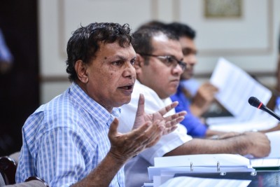 ބޭސްފަރުވާއަށް ދާ މީހުންނަށް އިންޑިއާއަށް ނުވަދެވުމަކީ ދެރަކަމެއް: ޝަރީފު