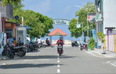 ޒަރޫރީ ބޭނުމެއްގައި ނޫނީ ރަށްރަށަށް ދިއުމާއި ހުރިހާ އެއްވުންތަކެއް މަނާކޮށްފި