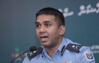 ތިން ދުވަހުން އެއް ދުވަހު ކޮންމެ ގެއަކުން އެކަކަށް ފިހާރައަކަށް ދާން 1 ގަޑިއިރަށް ނުކުމެވޭނެ: ޕޮލިސް