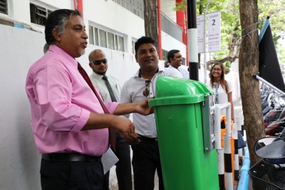 މާލޭގެ މަގުތަކަށް ކުނި އެޅުން ހައްލުކުރަން އަނެއްކާވެސް ޑަސްބިން ބަހައްޓައިފި