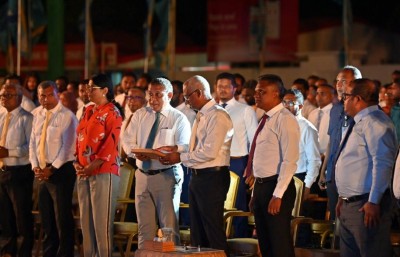 ބާރު ދުވެއްޔަކާ އެކު މި ހުޅުވުނީ ތަރައްގީގެ މައި ދޮރާށި: ރައީސް
