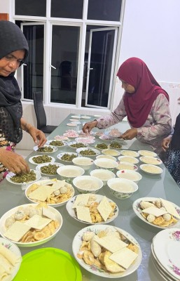 އުތީމަށް ތާރީޚީ ރެއެއް: އަށިގޭގައި 10 ކޭން