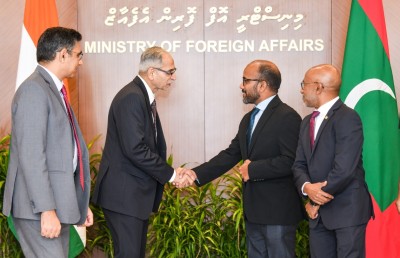 އިންޑިއާގެ ޕްރޮޖެކްޓުތައް އަވަސްކުރަން ދޫކުރާ 100 މިލިއަން ޑޮލަރުގެ އެއްބަސްވުމުގައި ސޮއިކޮށްފި