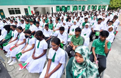 ދުވަސްތައް ފާހަގަކުރަން ކުރާ ހަރަދު ކުޑަކުރަން ސްކޫލުތަކަށް އަންގައިފި
