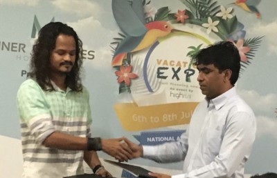 ވެކޭޝަންސް އެކްސްޕޯގެ ޕްރިންސިލަޕް ސްޕޮންސަރަކަށް އިނަރ މޯލްޑިވްސް