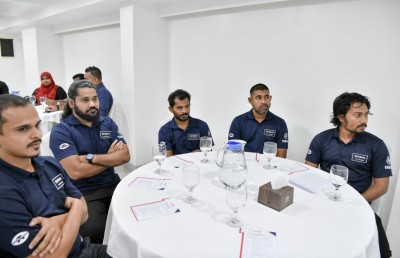 ޔަމަހާ ޓެކްނިކަލް ޓްރެއިނިންގެ ބައިވެރިންނަށް ސެޓްފިކެޓް ދީފި