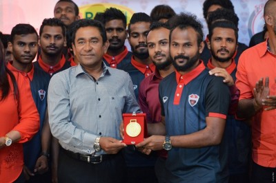 ކުޅިވަރާއި ޒުވާނުންގެ މެނިފެސްޓޯ ތަންފީޒު ކުރުމުގައި ސިވިލް ސާވަންޓުންނާއި ޒުވާނުންގެ ދައުރު ބޮޑު: ހުސައިން ވަހީދު