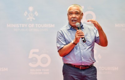 ޓޫރިޒަމްގެ ސިނާއަތް ބަލައިގަތީ މި ސަރުކާރުން: އެމްޔޫ މަނިކު