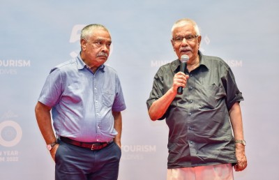 ޓޫރިޒަމްގެ ސިނާއަތް ބަލައިގަތީ މި ސަރުކާރުން: އެމްޔޫ މަނިކު