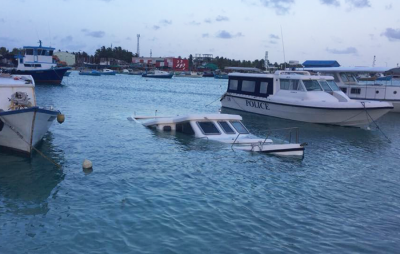 ކުޅުދުއްފުށީ ފަޅުތެރެއަށް އަޑިއަށް ދިޔަ ލޯންޗް އަދިވެސް ނުނެގި!