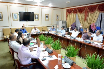 އިންތިހާބުތަކުގެ ގާނޫނަށް ގެންނަ އިސްލާހުތައް ދިރާސާކުރުމަށް ކޮމެޓީއަށް ފޮނުވައިފި