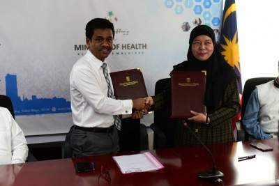 މެޑިކަލް ދާއިރާގެ ދަރިވަރުން ތަމްރީނުކުރުމުގެ އެއްބަސްވުމެއްގައި ސޮއިކޮށްފި