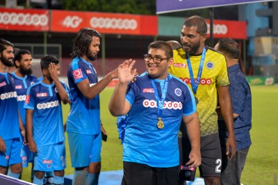ބާއިސް ޗެމްޕިއަނަކަށް ހަދައިދިނީ އިންމަ!