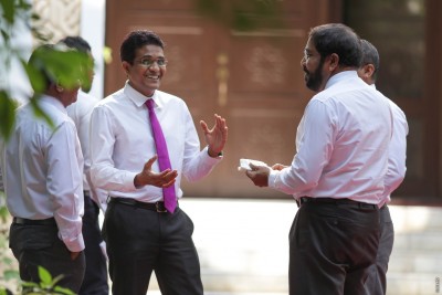 އެއްވެސް ޝަރުތަކާ ނުލައި ރައީސް ޔާމީނާ ގުޅިވަޑައިގަތުމަށް ގާސިމަށް ދައުވަތުދީފި
