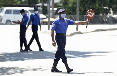 ކޮވިޑް-19: ލަންކާގެ ކާފިއު އުވާނުލަން ނިންމައިފި