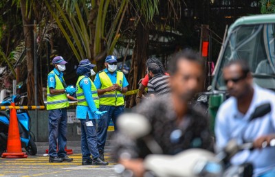 ލޮކްޑައުންއާ ޚިލާފްވެގެން އިއްޔެ އެކަނި ވެސް 100 އަށް ވުރެ ގިނަ މީހުން ޖޫރިމަނާކޮށްފި