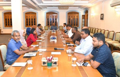 ކޮވިޑް-19: ސެކަންޑްރީ ކޮންޓެކްޓުންނަށް ވުމުން ދެ މިނިސްޓަަރަކު އައިސޮލޭޝަންގައި