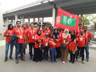 އިނގިރޭސީންނާއި ކޮލަމްބިއާ ވާދަކުރާ މެޗުގައި ފޯރި ނެގުމަށް ދިވެހި ނަސީބުވެރިން ދަނޑުގައި!