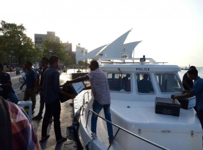 އިންތިޚާބަށް ތައްޔާރުވުމުގެ ގޮތުން އަތޮޅު ތެރެއަށް ފުލުހުން ފޮނުވުމުގެ މަސައްކަތް އަންނަ މަހު ފަށަނީ