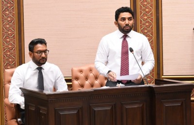 މިނިސްޓަރު އަމީން މަޖިލީހުގެ ގަވައިދާ ޚިލާފުވެވަޑައިގެންފި: ނަޝީދު