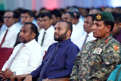 ޑރ ޒިޔާދުގެ މަރުހަބާ ރައީސް ޔާމީންގެ ރަނިން މޭޓް ޑރ ޝަހީމަށް!