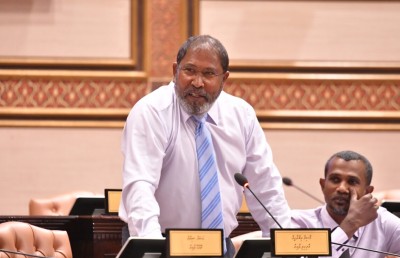 މަޖިލީހުގައި މެމްބަރުން ދައްކާ ވާހަކައާ، ލާ ވޯޓު ދިމައެއްނުވޭ!