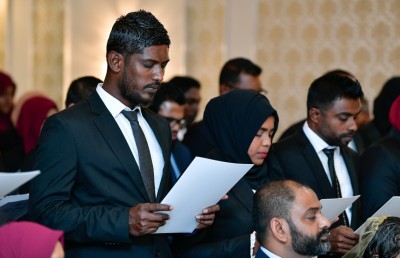 ވަކީލުކަމުގެ ހާއްސަ ހުއްދަ އޮތް މީހުން ބާ އިމްތިހާނު ހަދަން ނުޖެހޭ ގޮތަށް ފާސްކޮށްފި